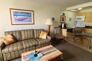 229 Paoakalani Ave, Honolulu, HI 96815 - Photo 13