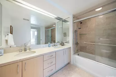 88 Piikoi Street #807, Honolulu, HI 96814 - Photo 15