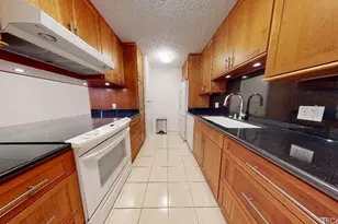 2600 Pualani Way, Honolulu, HI 96815 - Photo 1