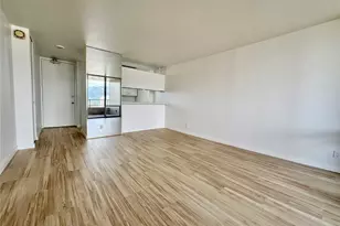 2121 Ala Wai Blvd, Honolulu, HI 96815 - Photo 7