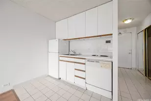 747 Amana St, Honolulu, HI 96814 - Photo 11