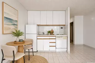 747 Amana St, Honolulu, HI 96814 - Photo 9