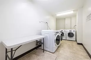 747 Amana St, Honolulu, HI 96814 - Photo 17