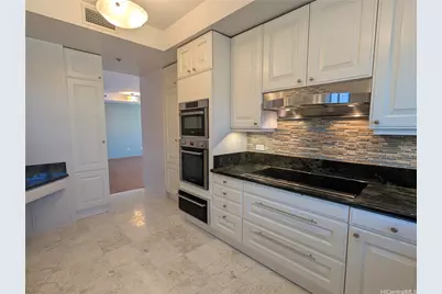 1080 S Beretania Street #801, Honolulu, HI 96814 - Photo 9
