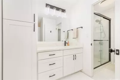 468 Mananai Place #11G, Honolulu, HI 96818 - Photo 9