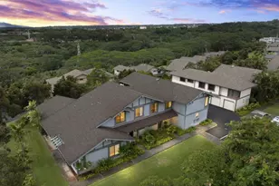 98-1762 Kaahumanu St, Pearl City, HI 96782 - Photo 1