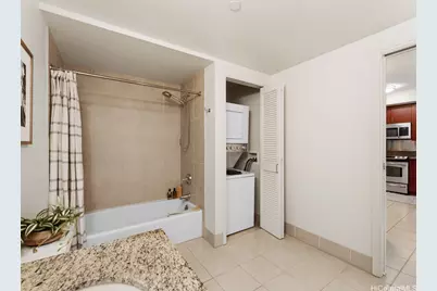 909 Kapiolani Boulevard #2105, Honolulu, HI 96814 - Photo 13