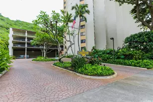 555 Hahaione St, Honolulu, HI 96825 - Photo 3