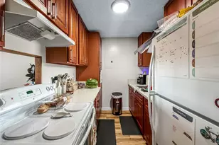 1215 Alexander St, Honolulu, HI 96826 - Photo 3