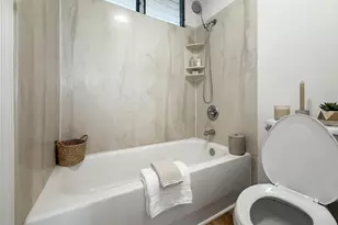 1215 Alexander St, Honolulu, HI 96826 - Photo 7
