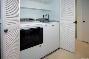 211 Kawaihae St, Honolulu, HI 96825 - Photo 21