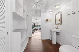 2895 Kalakaua Ave, Honolulu, HI 96815 - Photo 9