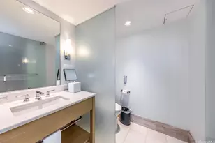 383 Kalaimoku St, Honolulu, HI 96815 - Photo 21