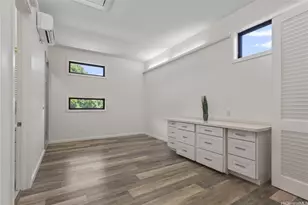 1207 Laukahi St, Honolulu, HI 96821 - Photo 7