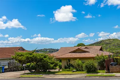 1370 Ala Puumalu Street, Honolulu, HI 96818 - Photo 1