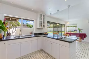 7704 Kalohelani Pl, Honolulu, HI 96825 - Photo 15