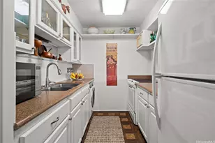 250 Ohua Ave, Honolulu, HI 96815 - Photo 5
