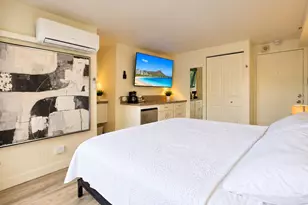 2463 Kuhio Ave, Honolulu, HI 96815 - Photo 3
