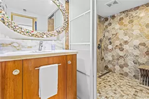 229 Paoakalani Ave, Honolulu, HI 96815 - Photo 11