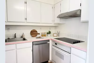 430 Keoniana Street #712, Honolulu, HI 96815 - Photo 17