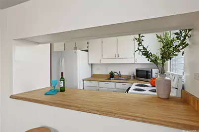 3033 Ala Napuaa Place #401, Honolulu, HI 96818 - Photo 9