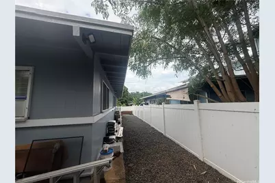 94-567 Awamoi Street, Waipahu, HI 96797 - Photo 17