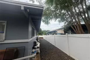 94-567 Awamoi St, Waipahu, HI 96797 - Photo 17
