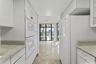 1015 Wilder Avenue #603, Honolulu, HI 96822 - Photo 7
