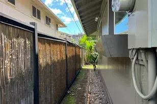 733 University Ave, Honolulu, HI 96826 - Photo 3