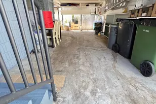 1657 Kamehameha IV Rd, Honolulu, HI 96819 - Photo 9