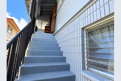 1657 Kamehameha IV Road #A, Honolulu, HI 96819 - Photo 11