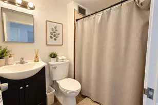 2211 Ala Wai Blvd, Honolulu, HI 96815 - Photo 5