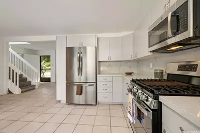 1056 Kolokolo Street #E, Honolulu, HI 96825 - Photo 11