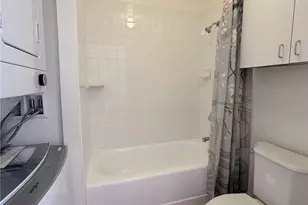 1201 Wilder Ave, Honolulu, HI 96822 - Photo 9