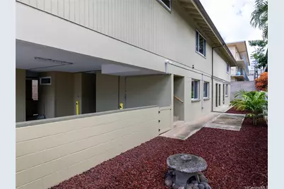 1328 Kaihee Street, Honolulu, HI 96822 - Photo 9