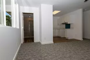 1328 Kaihee St, Honolulu, HI 96822 - Photo 25