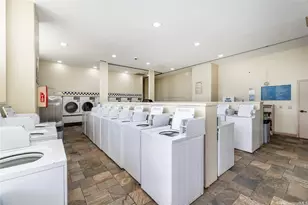 2240 Kuhio Ave, Honolulu, HI 96815 - Photo 25
