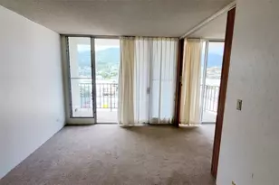 2121 Algaroba St, Honolulu, HI 96826 - Photo 1