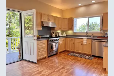 1305 Mamalu Street, Honolulu, HI 96817 - Photo 1