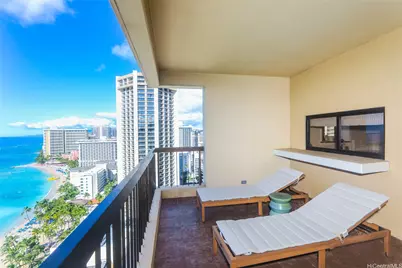 2470 Kalakaua Avenue #2804, Honolulu, HI 96815 - Photo 1