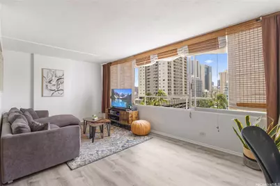 435 Seaside Avenue #906, Honolulu, HI 96815 - Photo 1