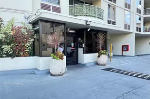 1717 Ala Wai Blvd, Honolulu, HI 96815 - Photo 1