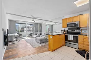 430 Kaiolu St, Honolulu, HI 96815 - Photo 1