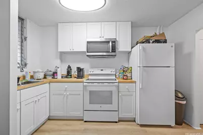 1525 Pensacola Street #101, Honolulu, HI 96822 - Photo 1