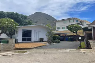 427 Kekupua St, Honolulu, HI 96825 - Photo 1