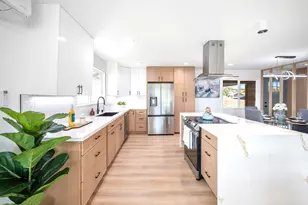 1129 Ala Aloalo St, Honolulu, HI 96818 - Photo 1