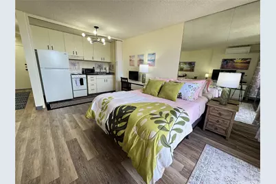 2345 Ala Wai Boulevard #2415, Honolulu, HI 96815 - Photo 1