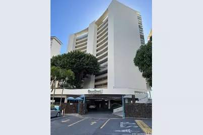 2877 Kalakaua Avenue #1105, Honolulu, HI 96815 - Photo 1