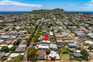 1242 16th Ave, Honolulu, HI 96816 - Photo 1