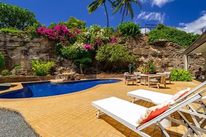 760 Onaha Street, Honolulu, HI 96816 - Photo 1